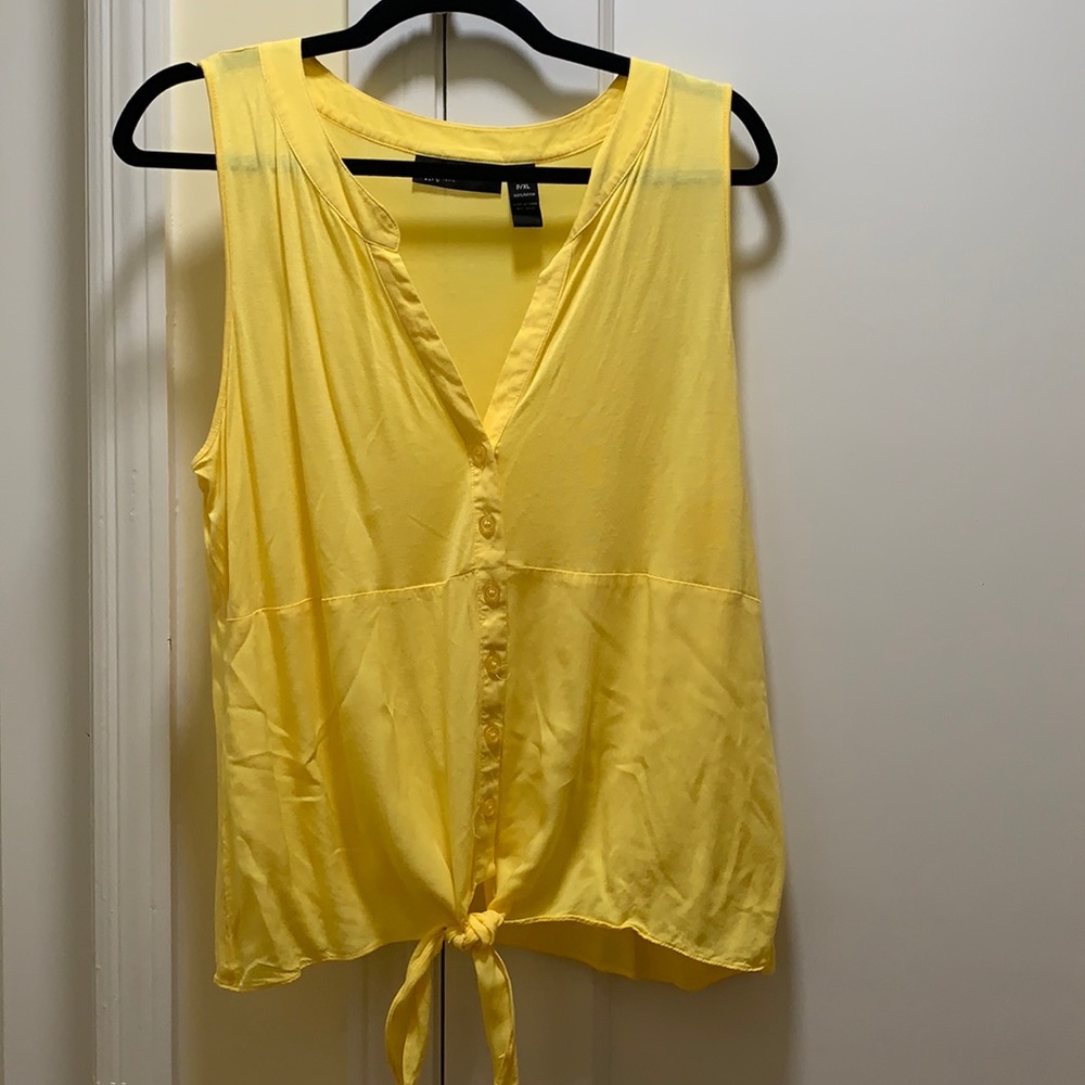 Sleeveless top